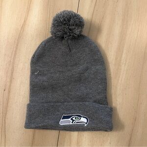 Seahawks Gray Knit Beanie
